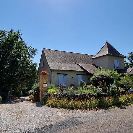 Aux Deux Colombes Bed & Breakfast ปาดิรัค ภายนอก รูปภาพ