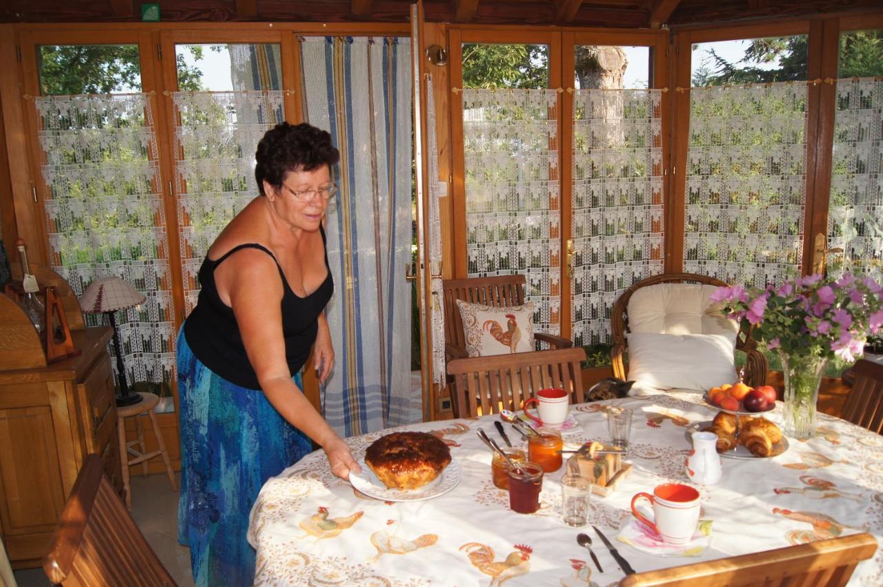 Aux Deux Colombes Bed & Breakfast ปาดิรัค ภายนอก รูปภาพ