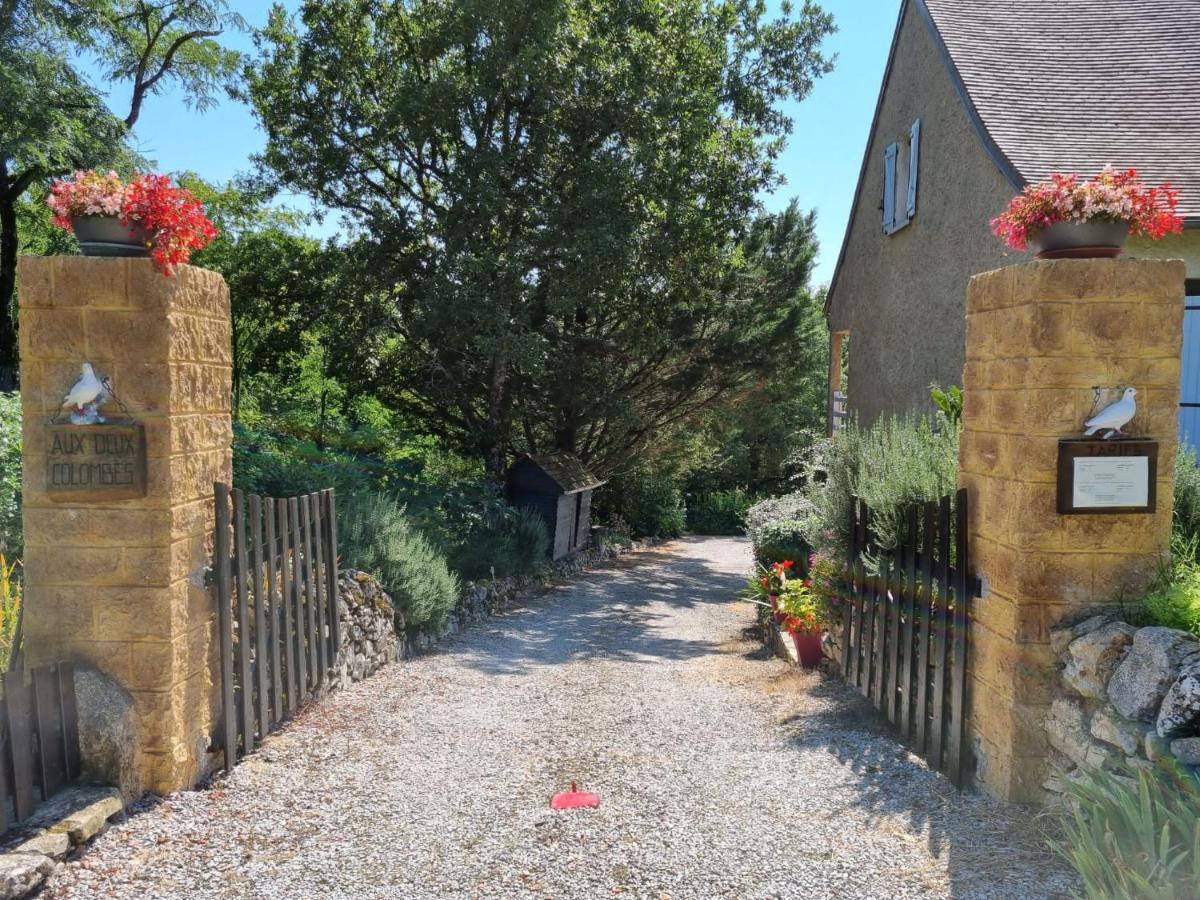 Aux Deux Colombes Bed & Breakfast ปาดิรัค ภายนอก รูปภาพ